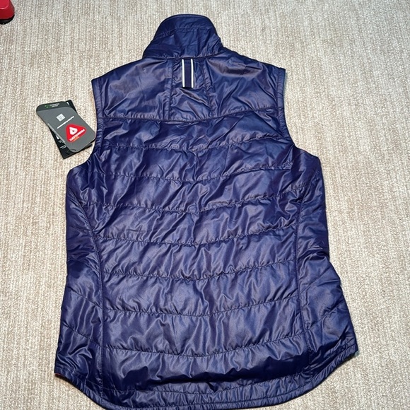 Helly Hansen Women's Size S Purple/Red/Blue Jotun Insulated Reversible Vest - Picture 3 of 13